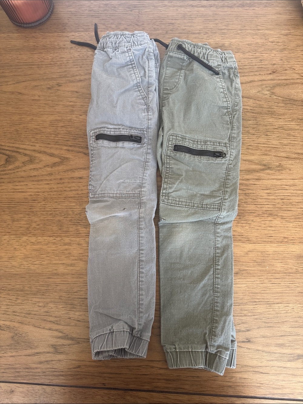 Bundle of 2 Cat & Jack Kids Cargo Joggers in Gray and Olive